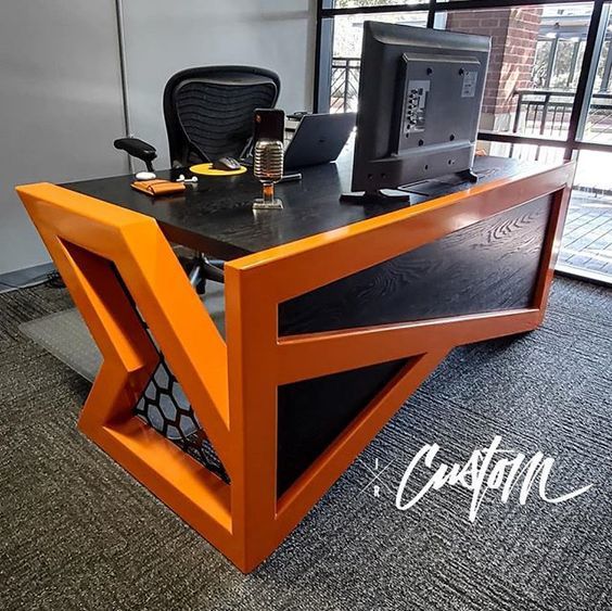 Дизайнерський стіл2 Loftmaster Дизайнерський стіл2 Loftmaster