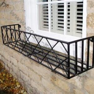 Ящик для квітів на балкон